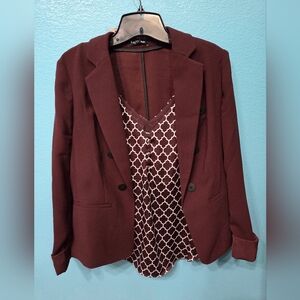 Express Red and White Blazer with Sophisticated Detailing